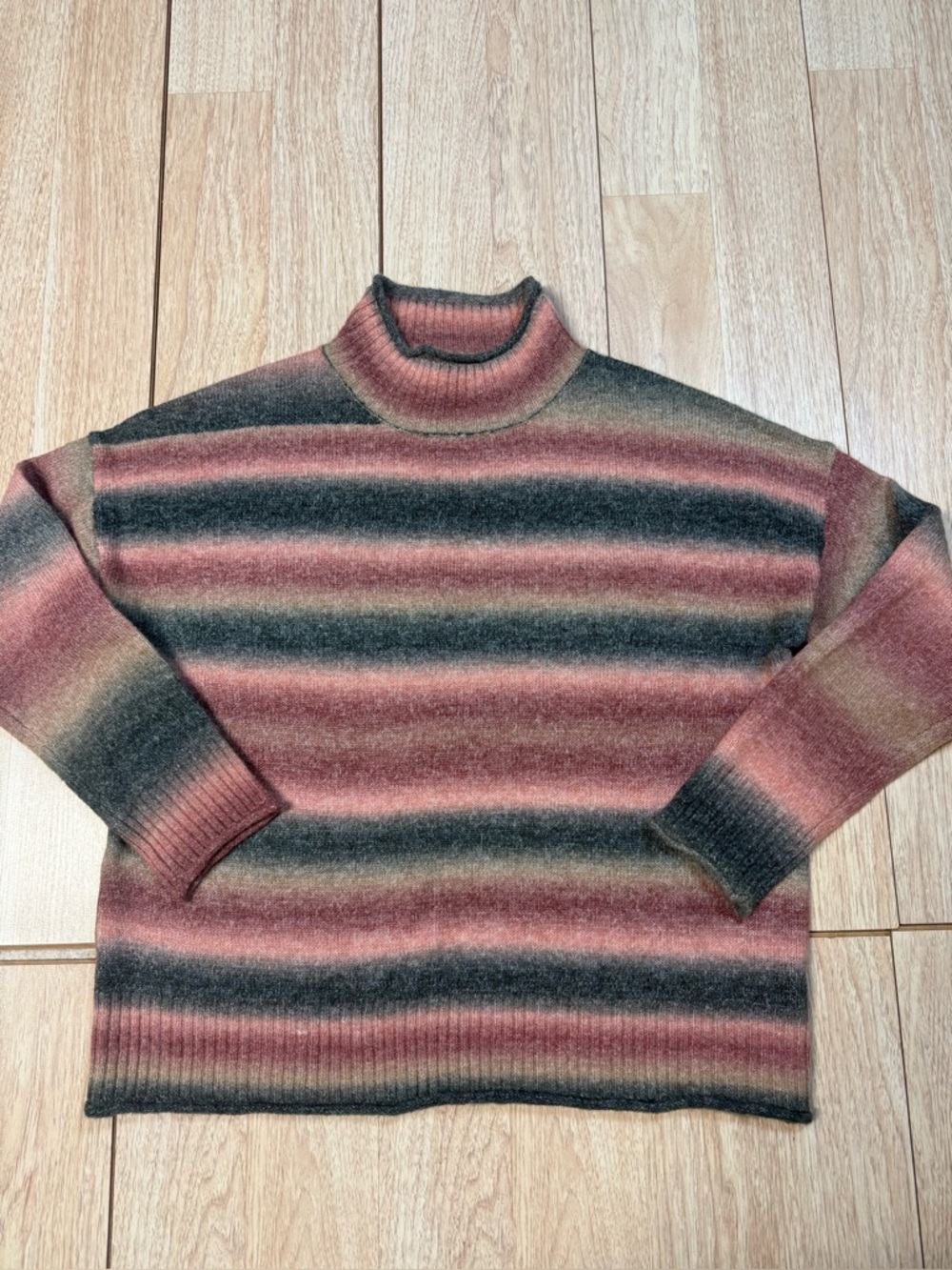 NWOT Evereve Rudy Spacedye Pullover - Picture 2 of 7